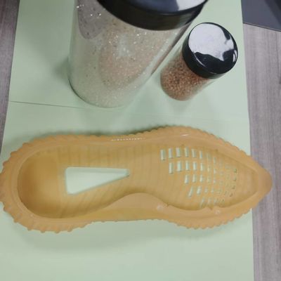 85A 블랙 유연성 전도성 TPU 소재, 우수한 내화학성, 신발 원자재, 아웃솔, 좋은 가격