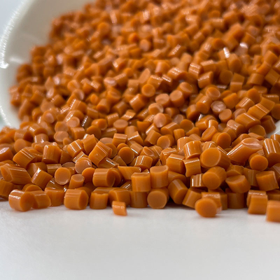 다양한 산업 분야에 사용 가능한, 뛰어난 색상 유지력을 가진 선명한 색상의 TPU