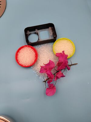 선도성 TPU, 높은 선도성, 착용 저항성 TPU 스마트 착용 및 전자 액세서리 구성 요소